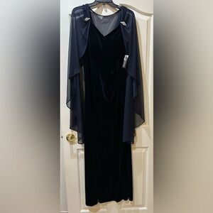 R&M Richard’s Dress 
Mother of the Bride 
Formal